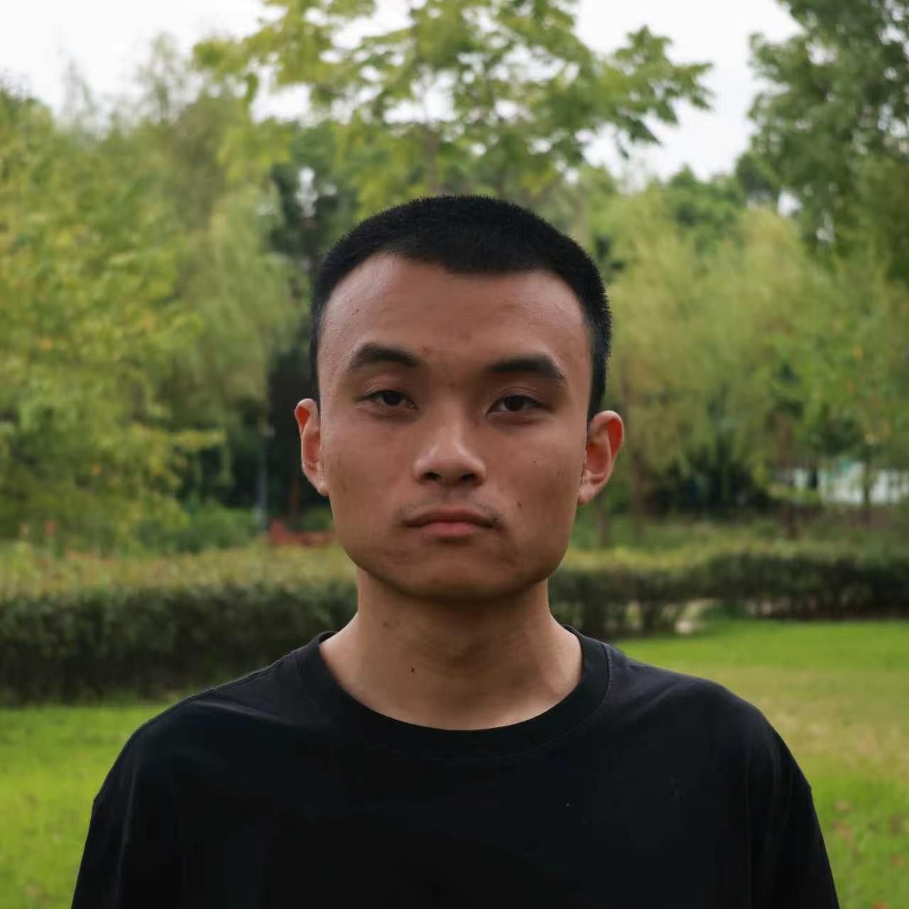 吴泓皓 